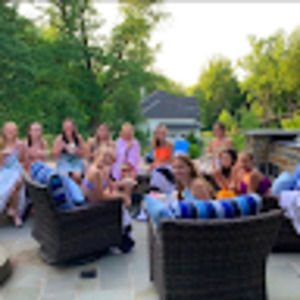 Meet your Posher, Hailey